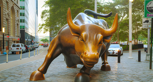 Il Giorno dei Giganti: Piazza Affari e Wall Street pesano i profitti di Enel, Banco BPM e Amazon